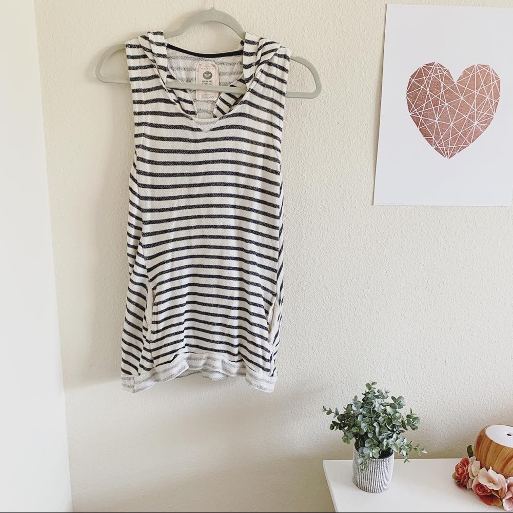 Roxy Sleeveless Hoodie Pullover
